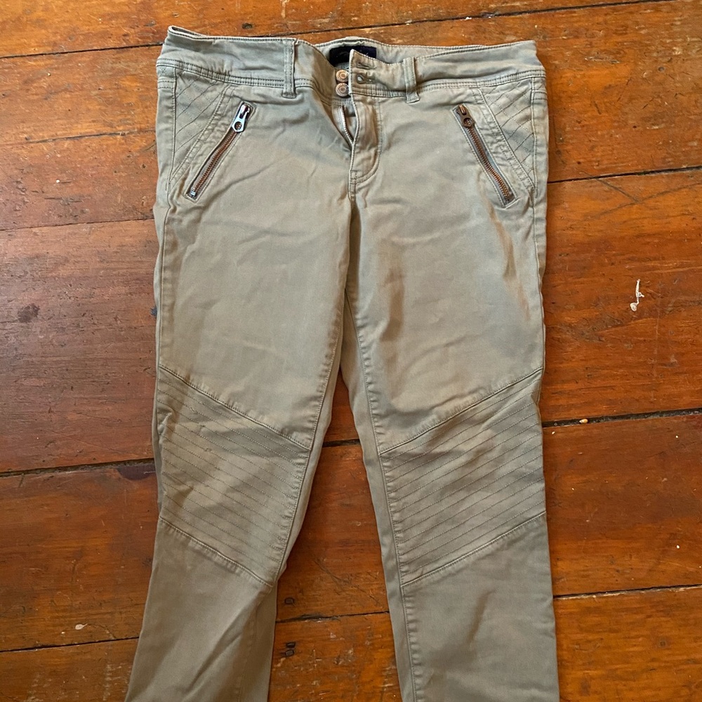American eagle capri moto